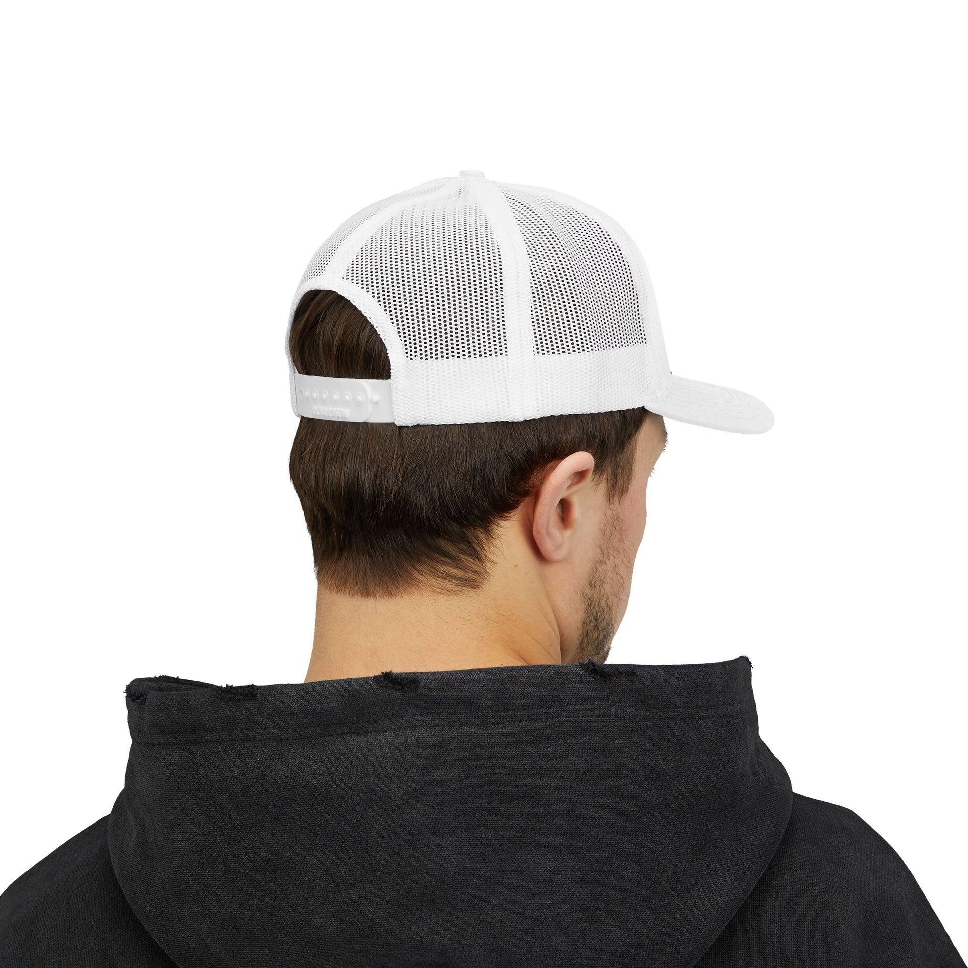 Funny Snapback Trucker Cap, Casual Hat for Men & Women, Perfect for Outdoor Events, Gifts, and Everyday Wear, Don't Be Too Skinny