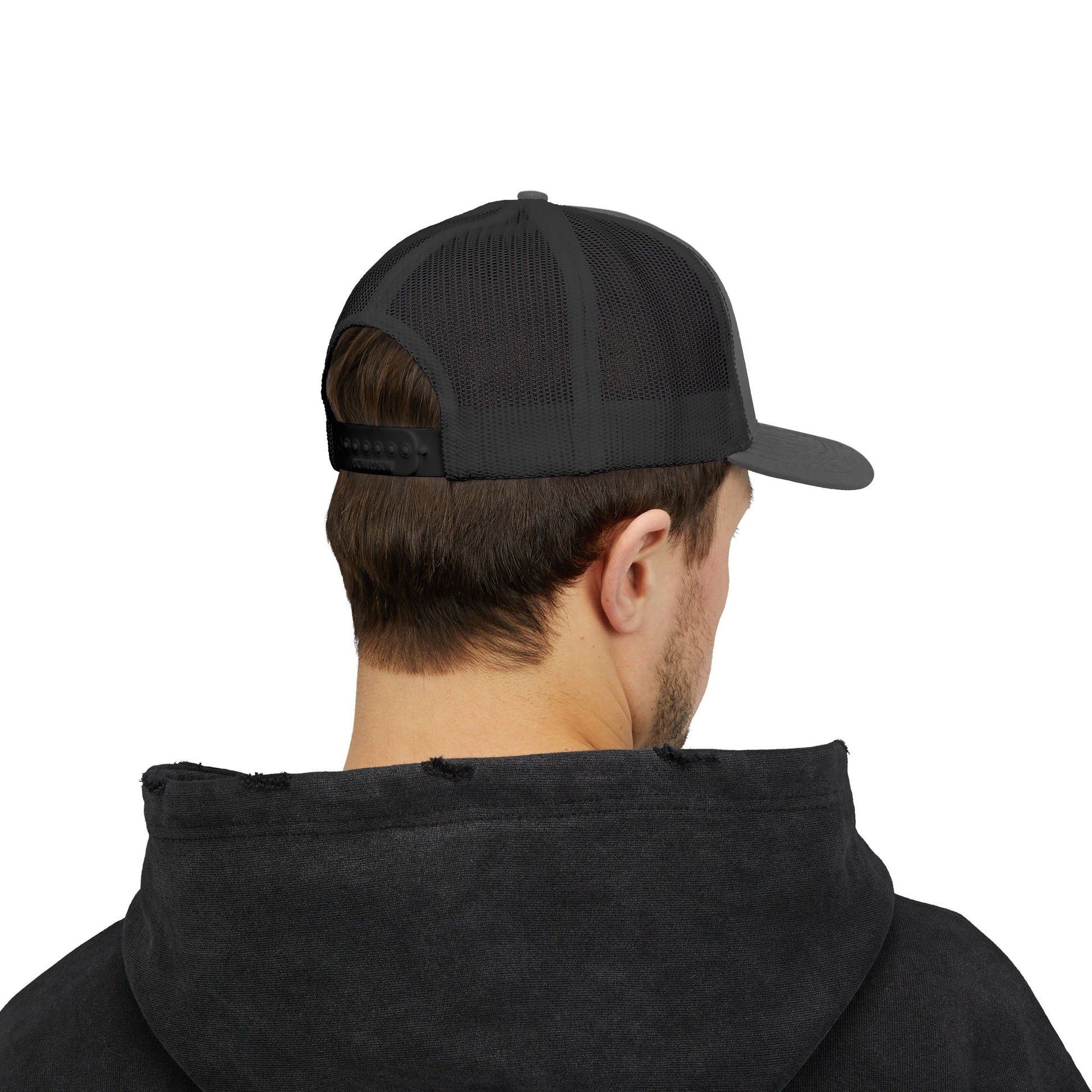 Funny Snapback Trucker Cap, Casual Hat for Men & Women, Perfect for Outdoor Events, Gifts, and Everyday Wear, Don't Be Too Skinny