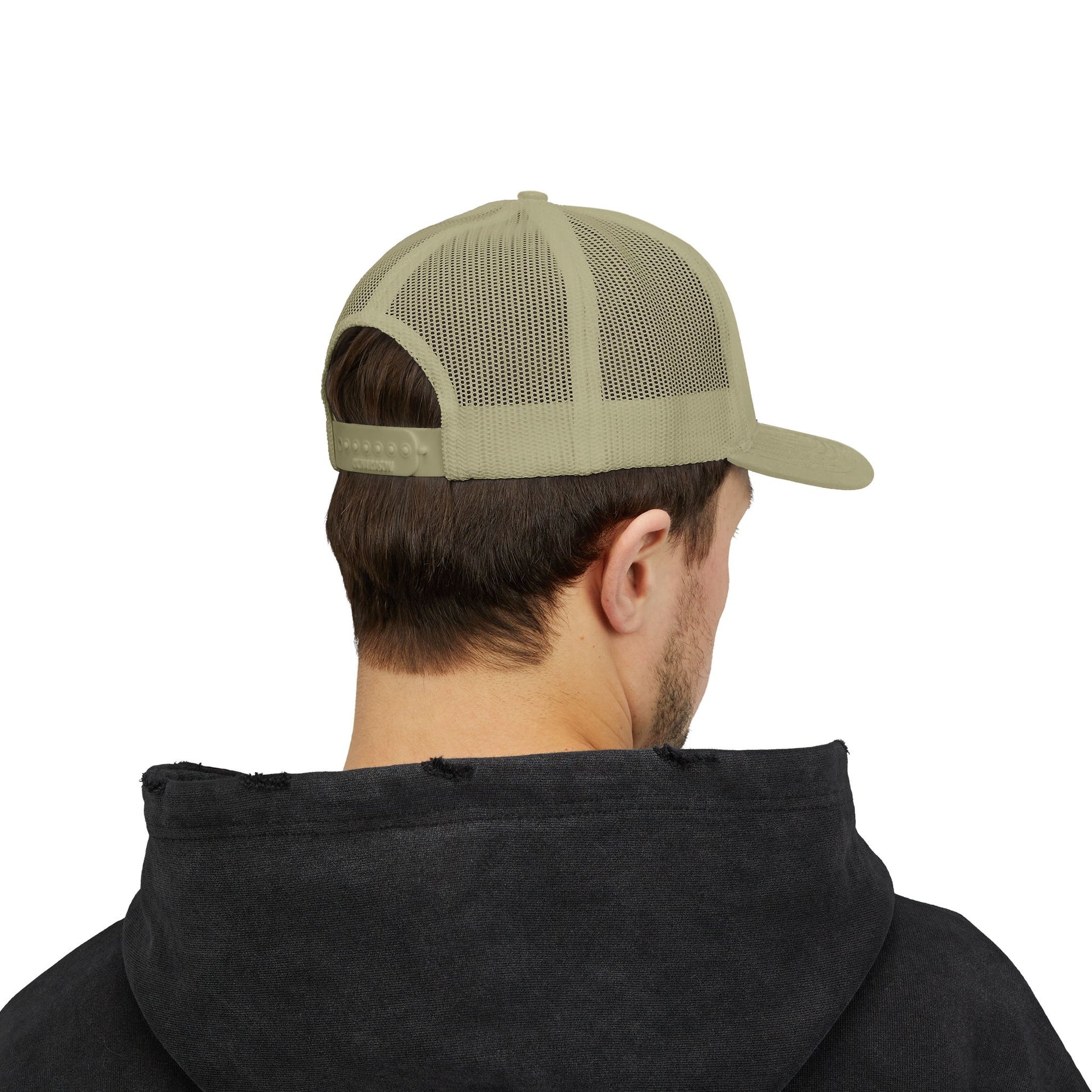 Funny Snapback Trucker Cap, Casual Hat for Men & Women, Perfect for Outdoor Events, Gifts, and Everyday Wear, Don't Be Too Skinny
